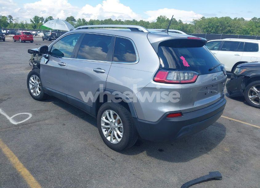 Photo 3 of 2019 Jeep Cherokee LATITUDE FWD (VIN 1C4PJLCB2KD325965)