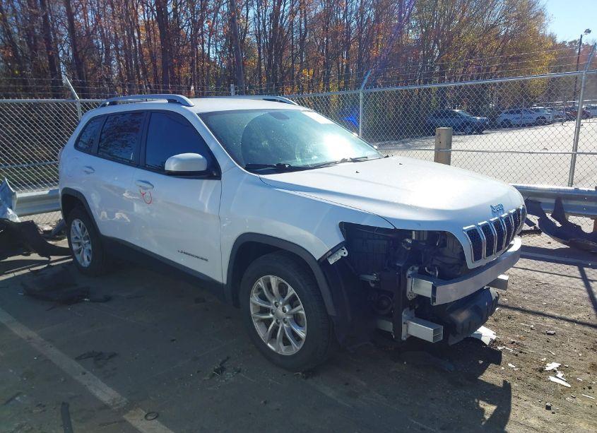 2020 Jeep Cherokee LATITUDE FWD (VIN 1C4PJLCB2LD571139) main photo