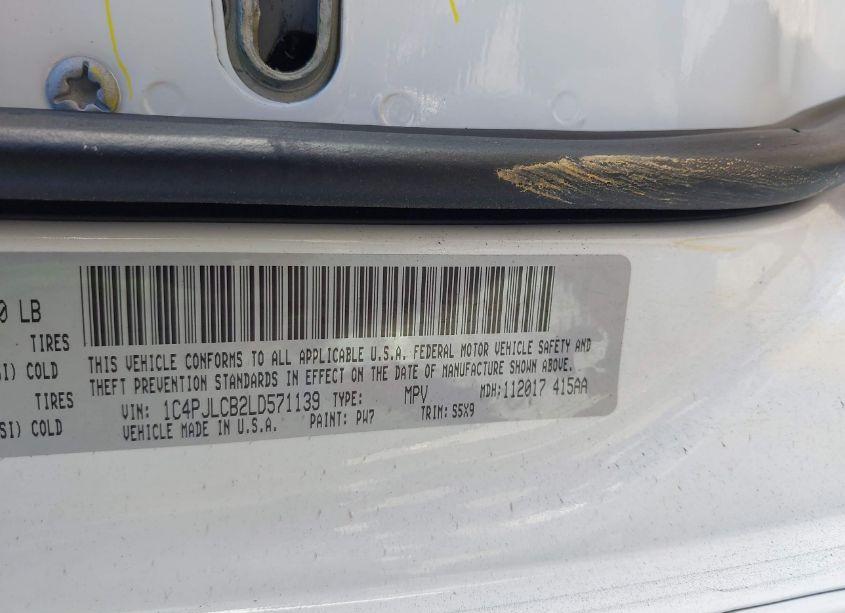 Photo 9 of 2020 Jeep Cherokee LATITUDE FWD (VIN 1C4PJLCB2LD571139)