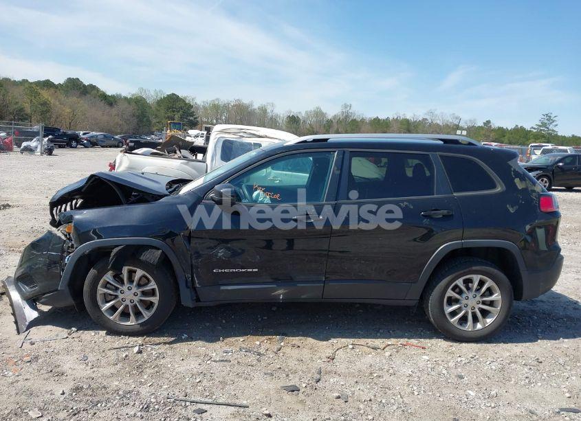 Photo 13 of 2020 Jeep Cherokee LATITUDE FWD (VIN 1C4PJLCB2LD581248)