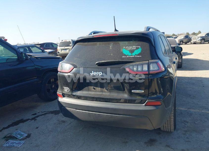 Photo 16 of 2020 Jeep Cherokee LATITUDE FWD (VIN 1C4PJLCB2LD581539)