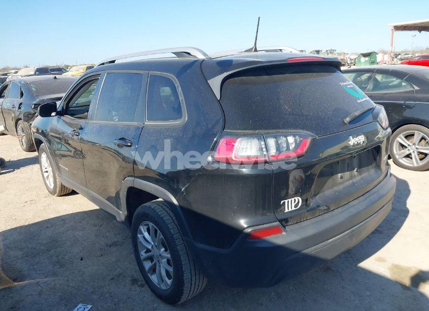 Photo 3 of 2020 Jeep Cherokee LATITUDE FWD (VIN 1C4PJLCB2LD581539)
