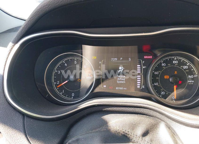 Photo 7 of 2020 Jeep Cherokee LATITUDE FWD (VIN 1C4PJLCB2LD581539)