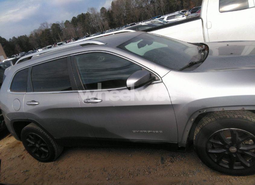 Photo 14 of 2014 Jeep Cherokee LATITUDE (VIN 1C4PJLCB3EW100608)