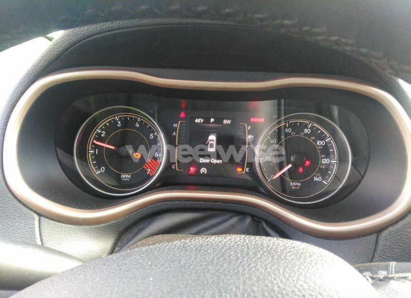 Photo 7 of 2014 Jeep Cherokee LATITUDE (VIN 1C4PJLCB3EW100608)