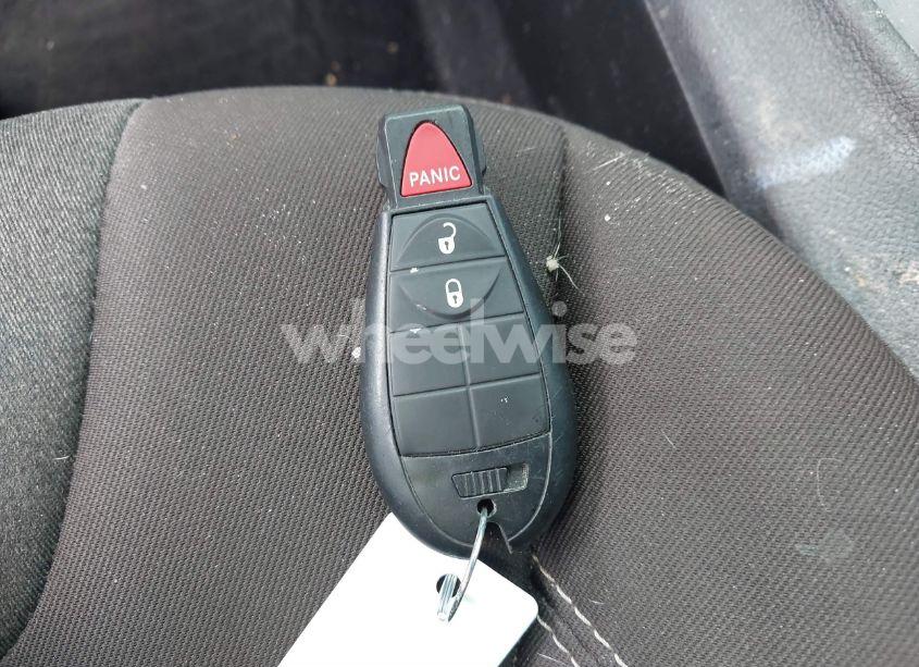 Photo 11 of 2014 Jeep Cherokee LATITUDE (VIN 1C4PJLCB3EW231862)