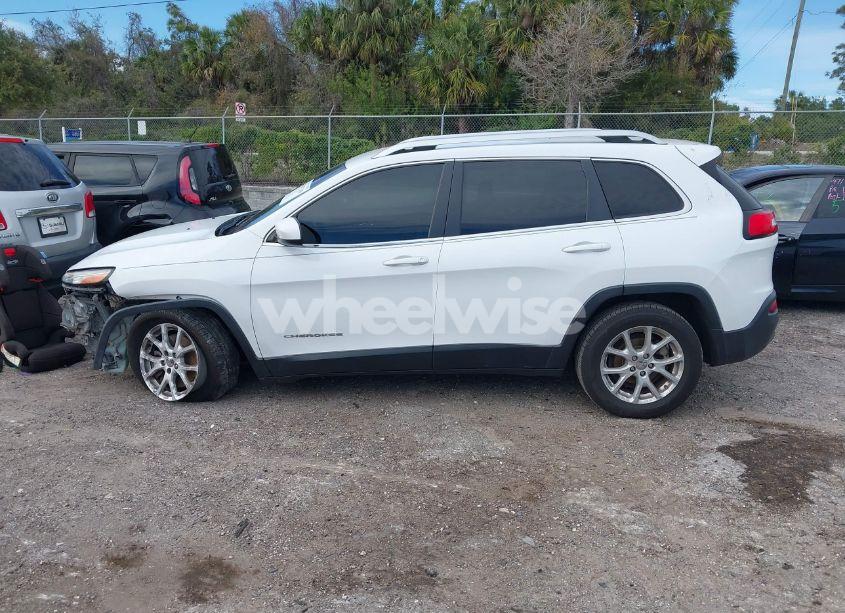 Photo 15 of 2014 Jeep Cherokee LATITUDE (VIN 1C4PJLCB3EW231862)