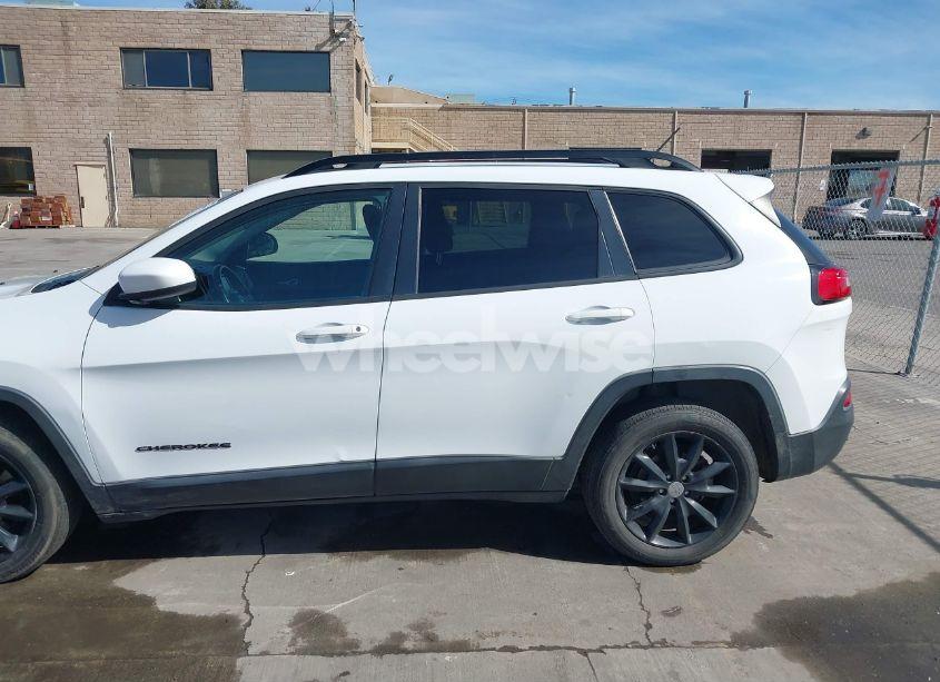 Photo 14 of 2014 Jeep Cherokee ALTITUDE (VIN 1C4PJLCB3EW302204)