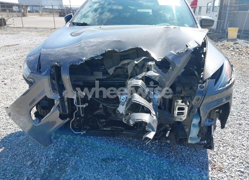 Photo 6 of 2015 Jeep Cherokee LATITUDE (VIN 1C4PJLCB3FW683893)