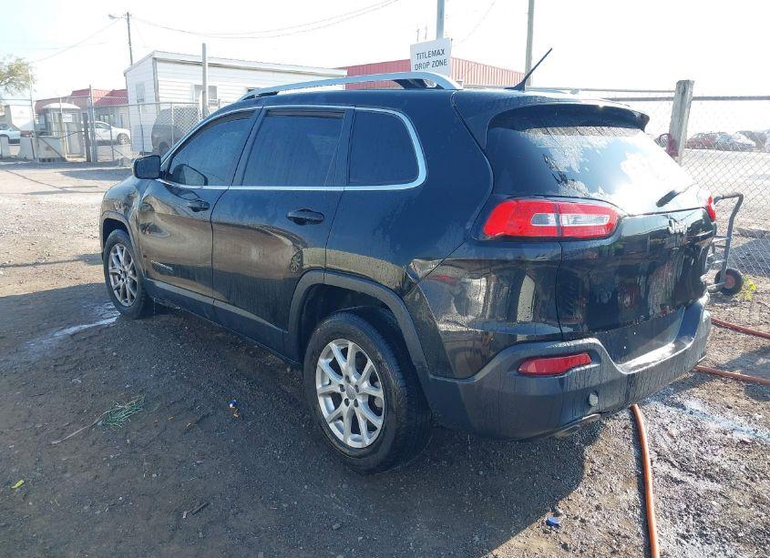 Photo 3 of 2015 Jeep Cherokee LATITUDE (VIN 1C4PJLCB3FW706802)