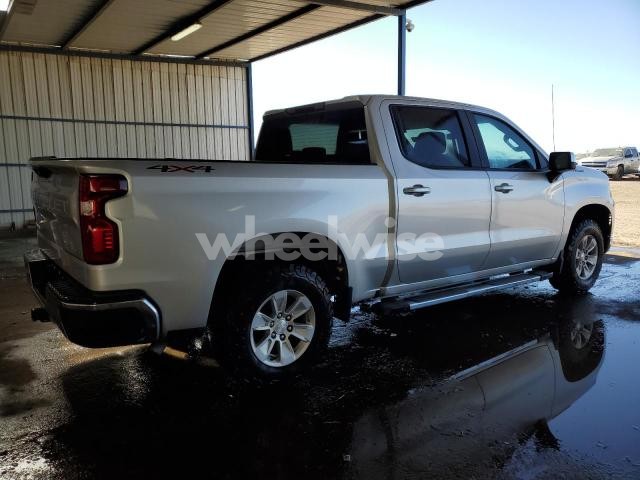 Photo 2 of 2022 CHEVROLET SILVERADO K1500 LT (VIN 1C4PJLCB3FW712132)