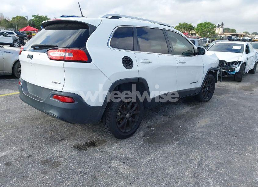 Photo 4 of 2016 Jeep Cherokee LATITUDE (VIN 1C4PJLCB3GW135247)