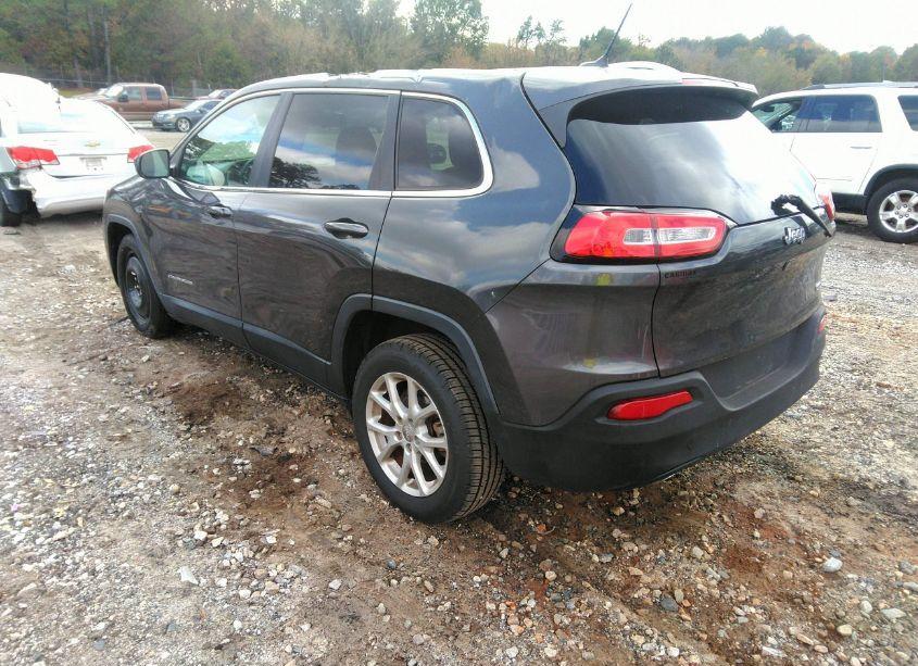 Photo 3 of 2016 Jeep Cherokee LATITUDE (VIN 1C4PJLCB3GW158009)
