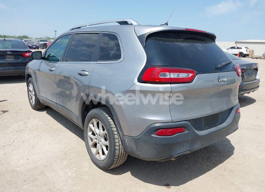 Photo 3 of 2016 Jeep Cherokee LATITUDE (VIN 1C4PJLCB3GW200355)