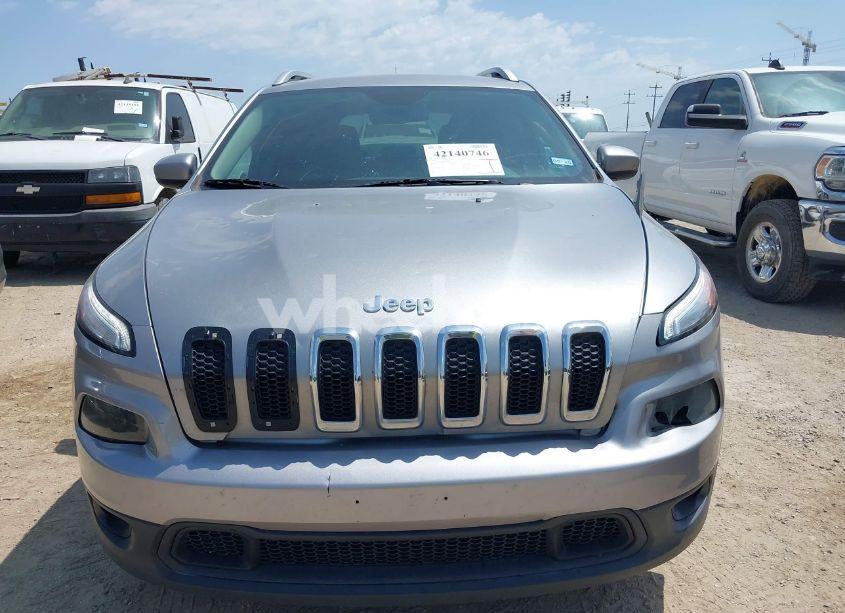 Photo 6 of 2016 Jeep Cherokee LATITUDE (VIN 1C4PJLCB3GW200355)