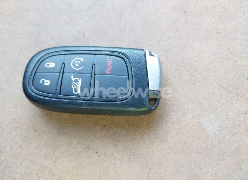 Photo 11 of 2016 Jeep Cherokee 75TH ANNIVERSARY (VIN 1C4PJLCB3GW287447)