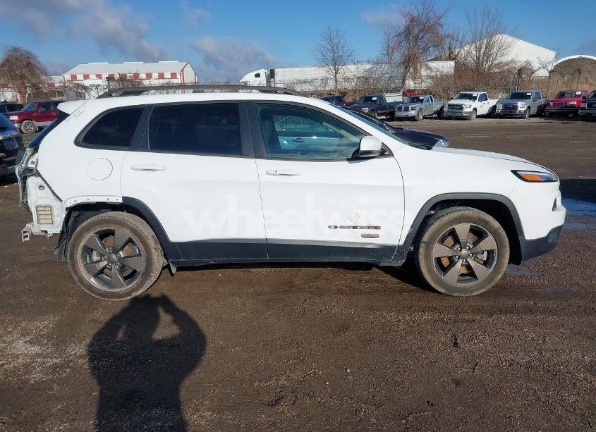Photo 13 of 2016 Jeep Cherokee 75TH ANNIVERSARY (VIN 1C4PJLCB3GW287447)