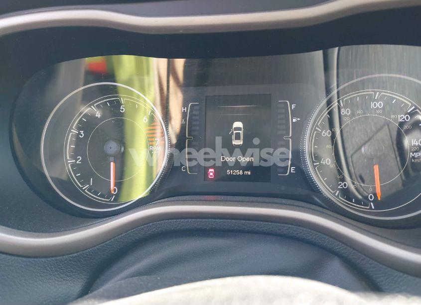 Photo 7 of 2016 Jeep Cherokee 75TH ANNIVERSARY (VIN 1C4PJLCB3GW287447)