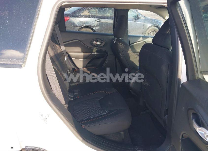 Photo 8 of 2016 Jeep Cherokee 75TH ANNIVERSARY (VIN 1C4PJLCB3GW287447)