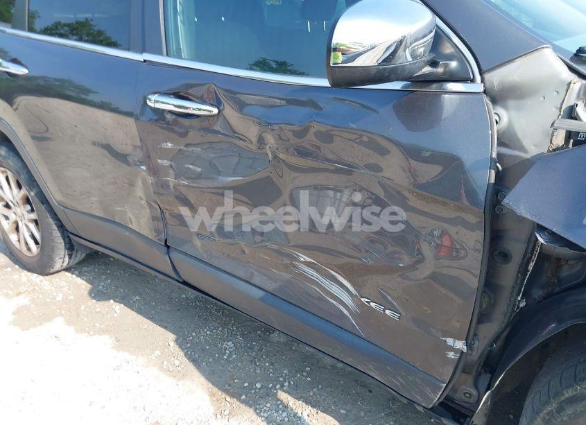 Photo 18 of 2016 Jeep Cherokee LATITUDE (VIN 1C4PJLCB3GW303145)