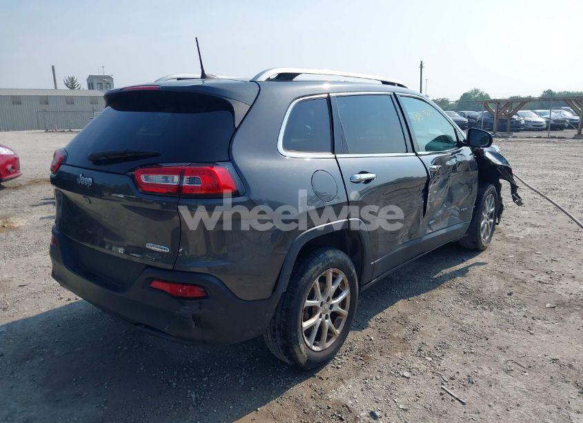 Photo 4 of 2016 Jeep Cherokee LATITUDE (VIN 1C4PJLCB3GW303145)