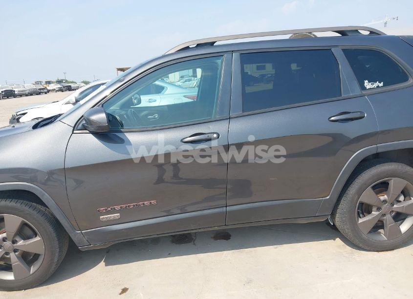 Photo 14 of 2016 Jeep Cherokee 75TH ANNIVERSARY (VIN 1C4PJLCB3GW323797)