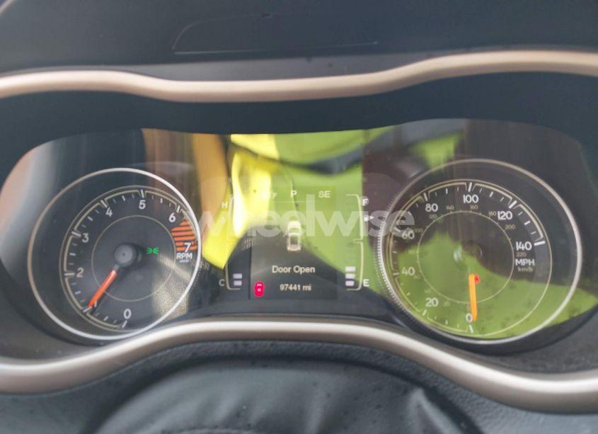 Photo 7 of 2016 Jeep Cherokee 75TH ANNIVERSARY (VIN 1C4PJLCB3GW323797)