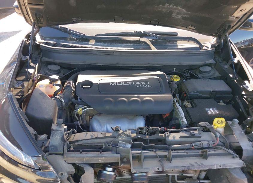 Photo 10 of 2017 Jeep Cherokee LATITUDE FWD (VIN 1C4PJLCB3HD222367)