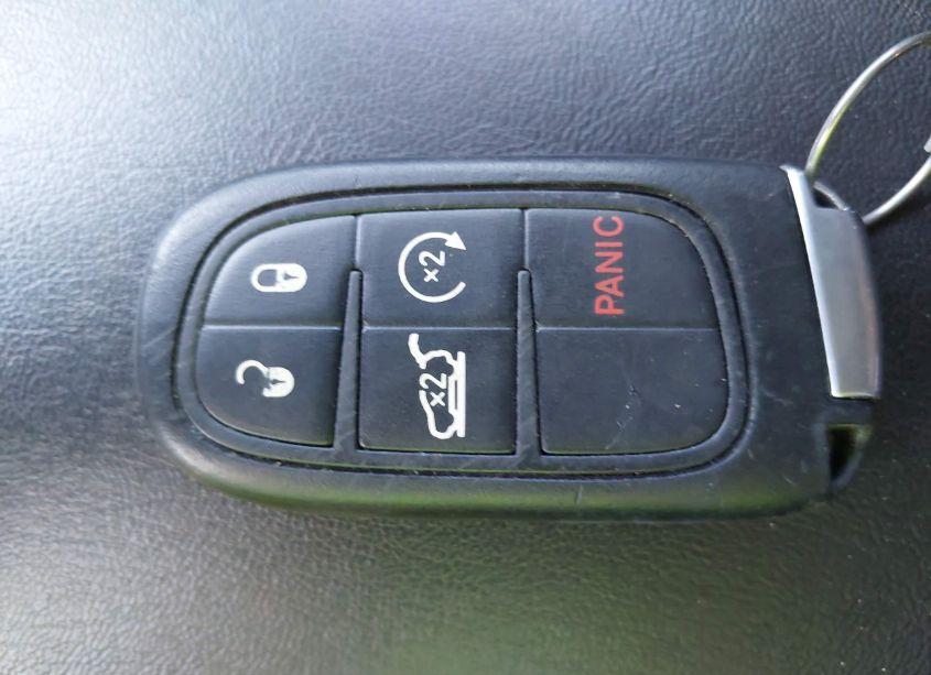 Photo 11 of 2017 Jeep Cherokee LATITUDE FWD (VIN 1C4PJLCB3HD222367)