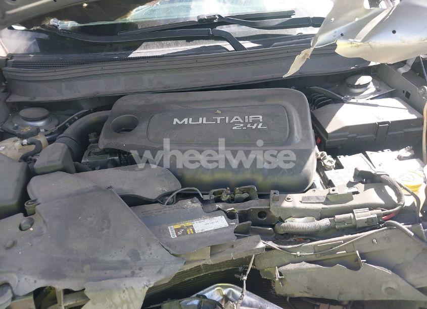 Photo 10 of 2017 Jeep Cherokee LATITUDE FWD (VIN 1C4PJLCB3HW542048)