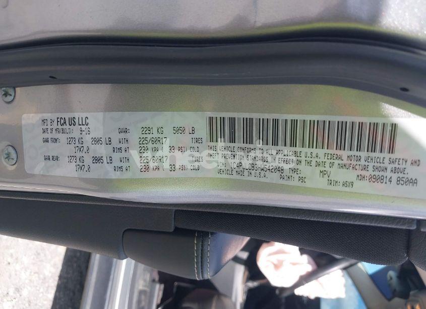 Photo 9 of 2017 Jeep Cherokee LATITUDE FWD (VIN 1C4PJLCB3HW542048)