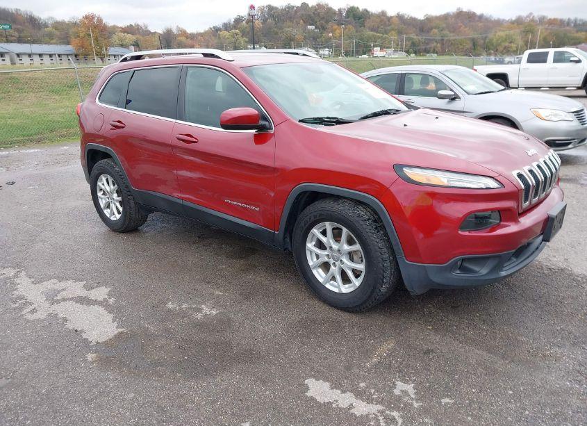 2017 Jeep Cherokee LATITUDE FWD (VIN 1C4PJLCB3HW586860) main photo