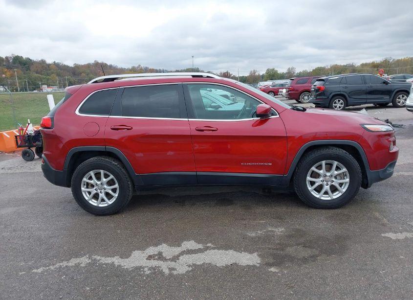 Photo 13 of 2017 Jeep Cherokee LATITUDE FWD (VIN 1C4PJLCB3HW586860)