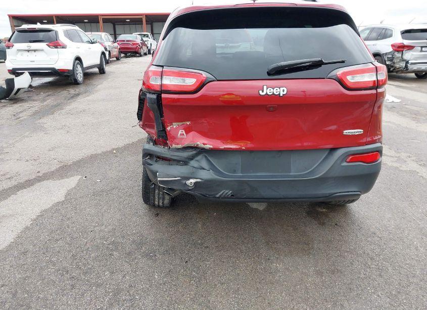 Photo 18 of 2017 Jeep Cherokee LATITUDE FWD (VIN 1C4PJLCB3HW586860)
