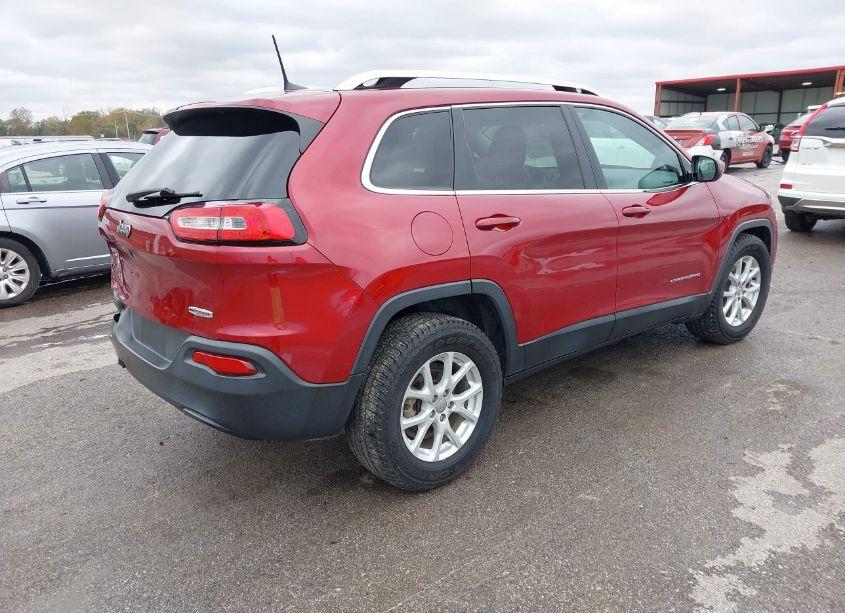 Photo 4 of 2017 Jeep Cherokee LATITUDE FWD (VIN 1C4PJLCB3HW586860)