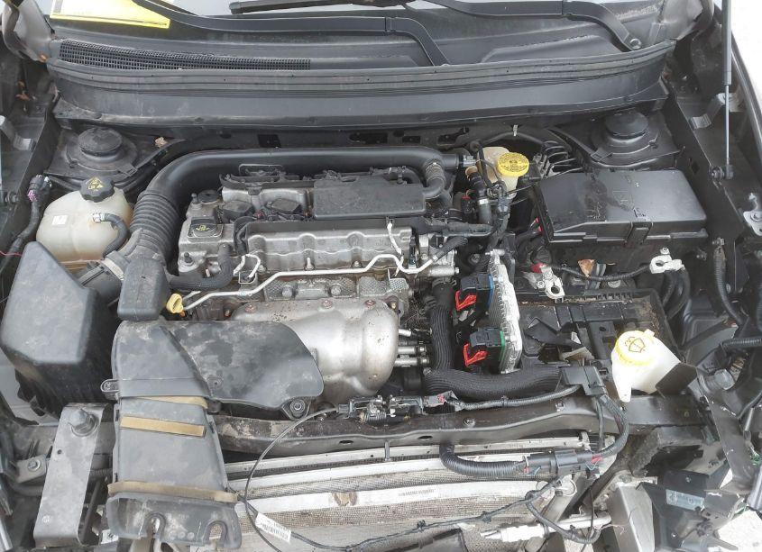 Photo 10 of 2017 Jeep Cherokee LATITUDE FWD (VIN 1C4PJLCB3HW650783)