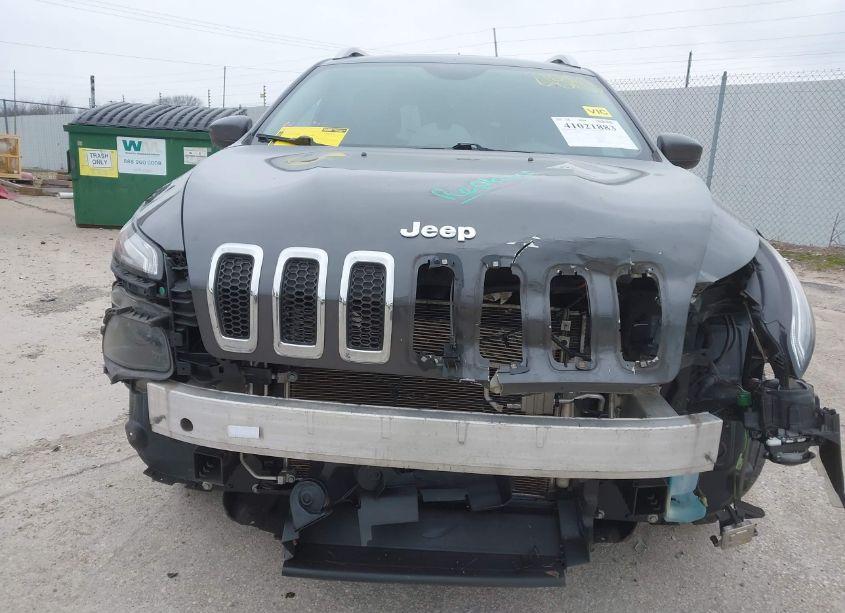 Photo 13 of 2017 Jeep Cherokee LATITUDE FWD (VIN 1C4PJLCB3HW650783)