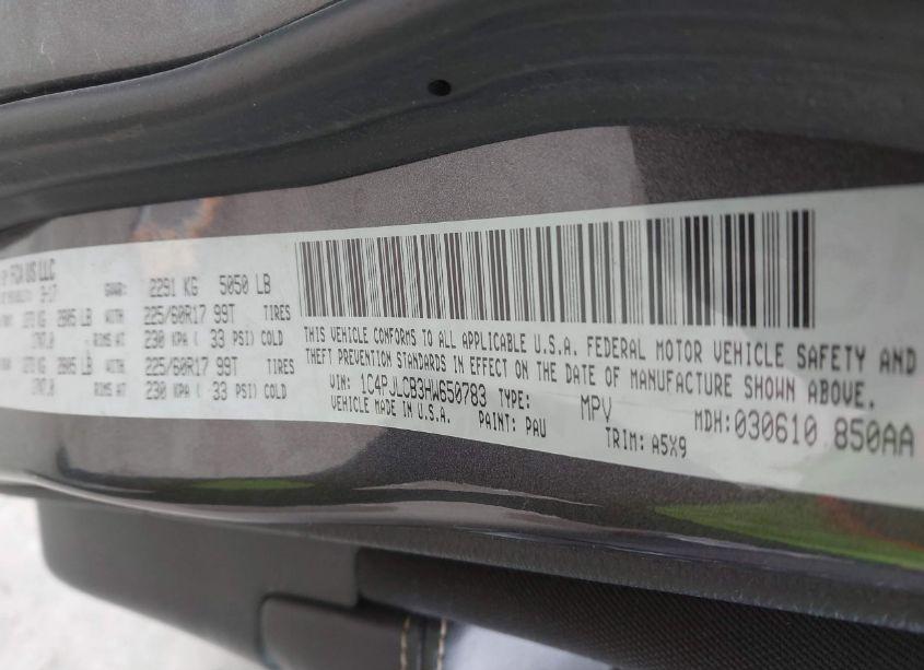 Photo 9 of 2017 Jeep Cherokee LATITUDE FWD (VIN 1C4PJLCB3HW650783)