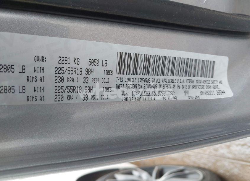 Photo 9 of 2018 Jeep Cherokee LATITUDE FWD (VIN 1C4PJLCB3JD518768)