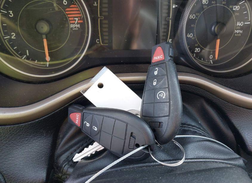 Photo 11 of 2018 Jeep Cherokee LATITUDE FWD (VIN 1C4PJLCB3JD538566)