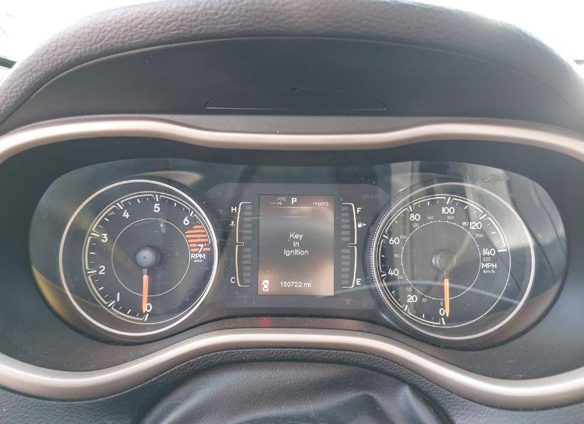 Photo 7 of 2018 Jeep Cherokee LATITUDE FWD (VIN 1C4PJLCB3JD538566)