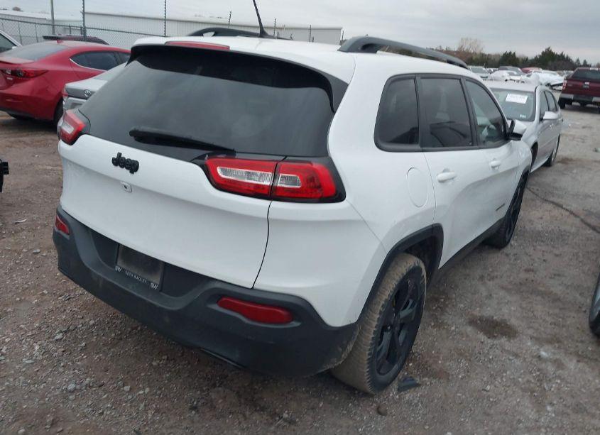 Photo 4 of 2018 Jeep Cherokee LATITUDE FWD (VIN 1C4PJLCB3JD556615)