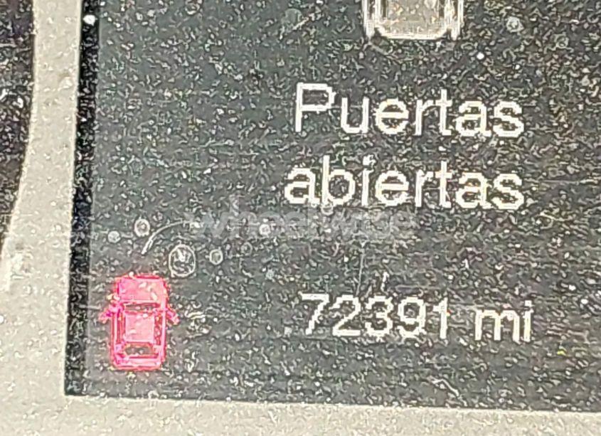 Photo 15 of 2018 Jeep Cherokee LATITUDE FWD (VIN 1C4PJLCB3JD584172)