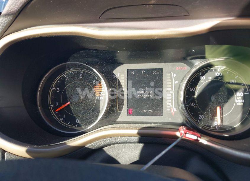 Photo 7 of 2018 Jeep Cherokee LATITUDE FWD (VIN 1C4PJLCB3JD584172)