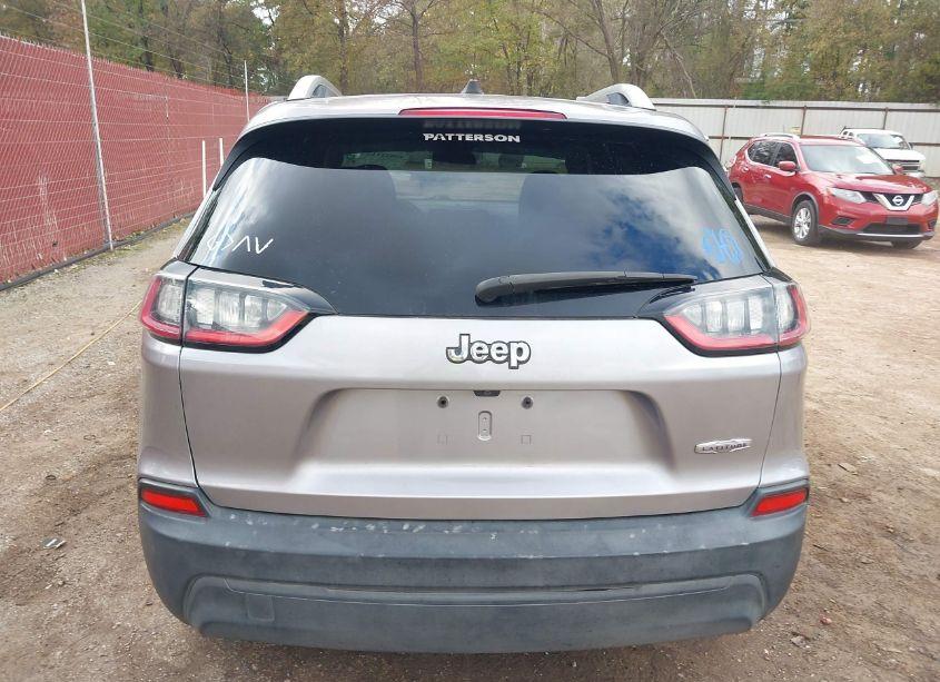 Photo 17 of 2019 Jeep Cherokee LATITUDE (VIN 1C4PJLCB3KD153459)