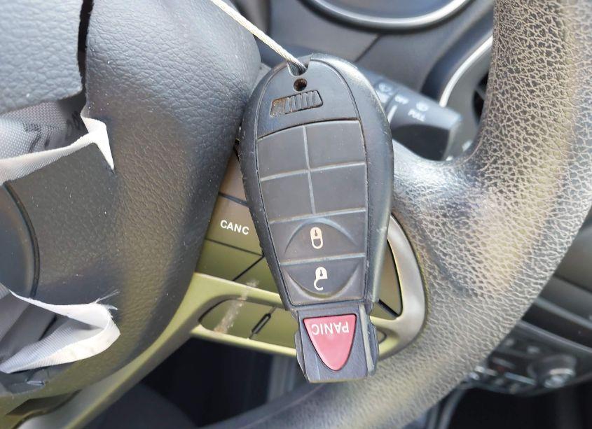 Photo 11 of 2019 Jeep Cherokee LATITUDE FWD (VIN 1C4PJLCB3KD187529)