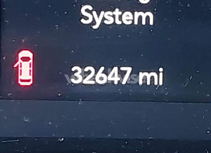 Photo 15 of 2019 Jeep Cherokee LATITUDE FWD (VIN 1C4PJLCB3KD290577)