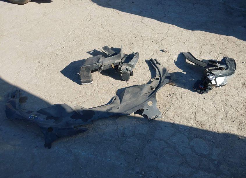 Photo 12 of 2019 Jeep Cherokee LATITUDE FWD (VIN 1C4PJLCB3KD358070)