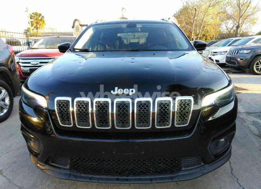 Photo 12 of 2019 Jeep Cherokee LATITUDE FWD (VIN 1C4PJLCB3KD419918)