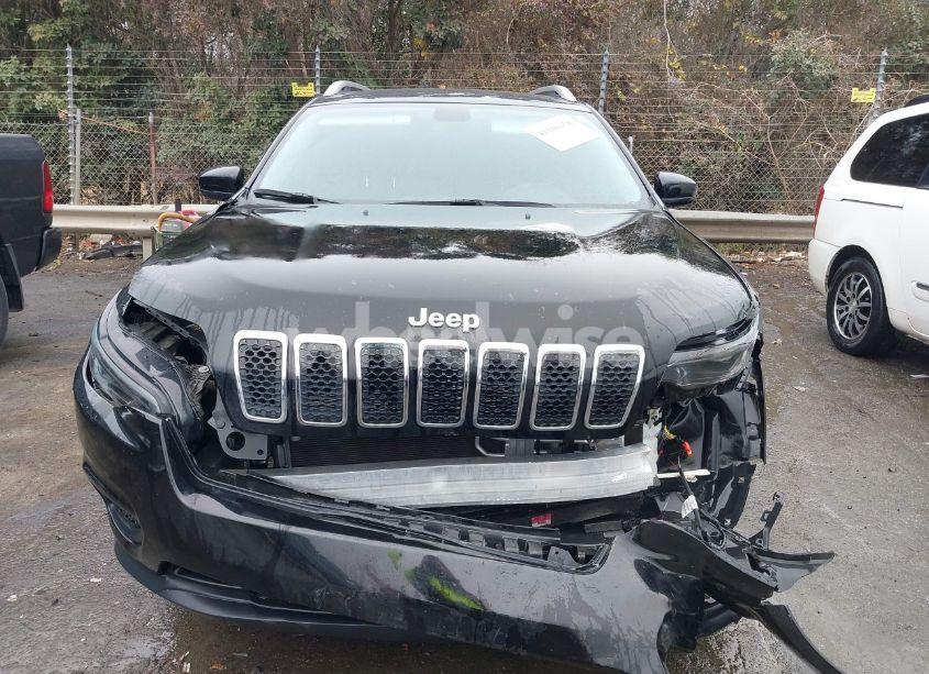 Photo 12 of 2020 Jeep Cherokee LATITUDE FWD (VIN 1C4PJLCB3LD586488)